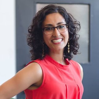 Amal Dar Aziz, Maven